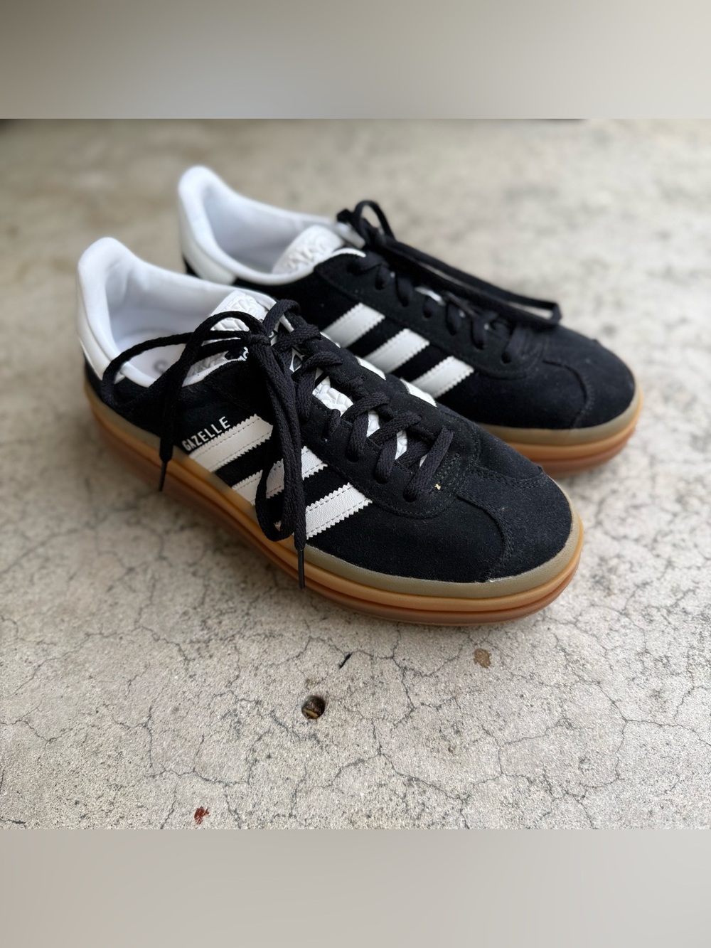 Adidas Gazelle bold platform black & white EUC size 7.5 womens stacked gum sole